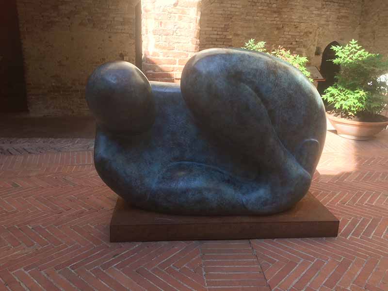 Appolinia, bronze, 140 x 110 x 60 cm, Palazzo Pretorio, Certaldo (FI)